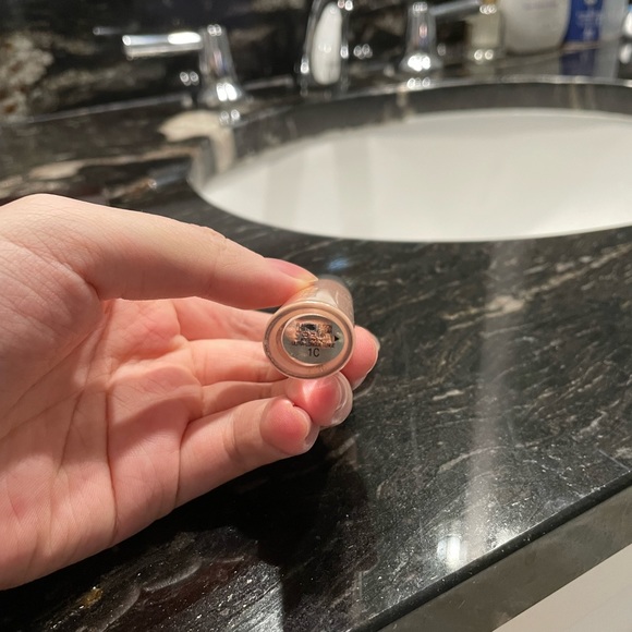 [SOLD] Laura Mercier Flawless Fusion Ultra-Longwear Concealer - 1C - Picture 1 of 2